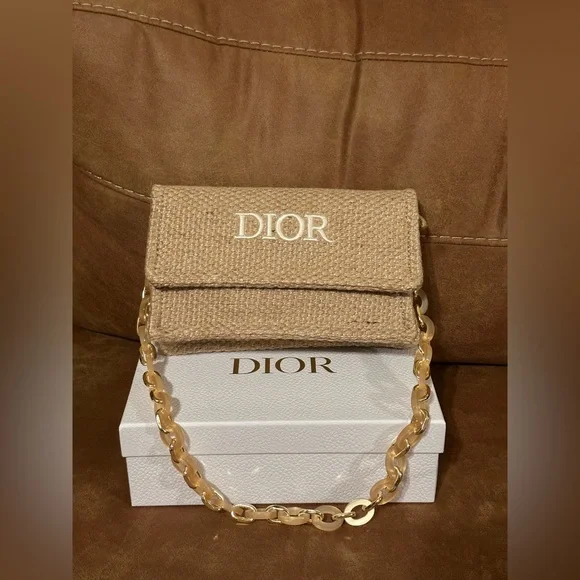GWP Dior Beauty raffia flap cosmetic bag - Picture 7 of 7